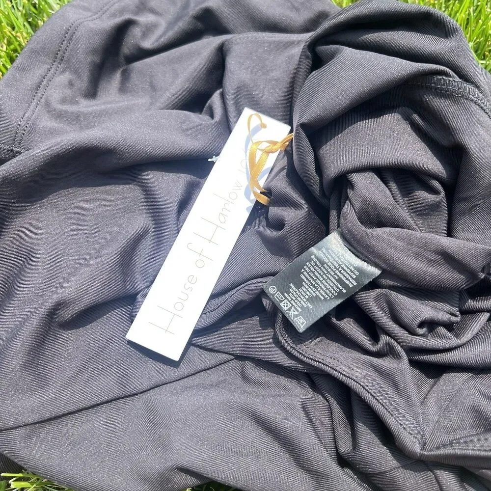 House of Harlow Women's Unitard V Neck Jumpsuit‎ Shorts Shapewear Black NWT Med - Picture 3 of 8